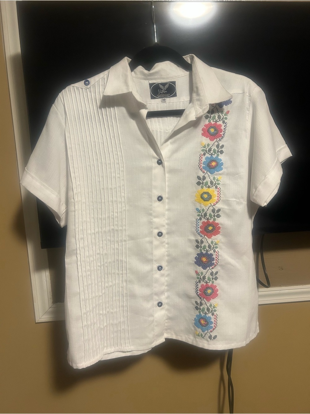 Embroidered Floral Button-Front White Women's Shirt